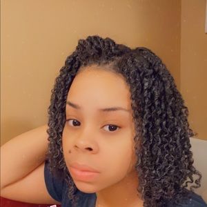 Meet your Posher, Brittany